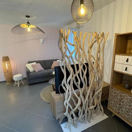 Saint-Julien-les-Villas Studio Calme Et Cosy מראה חיצוני תמונה