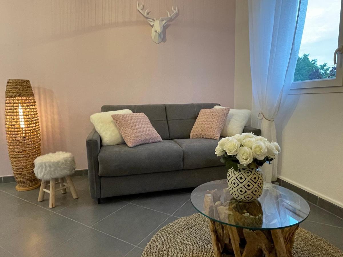 Saint-Julien-les-Villas Studio Calme Et Cosy מראה חיצוני תמונה